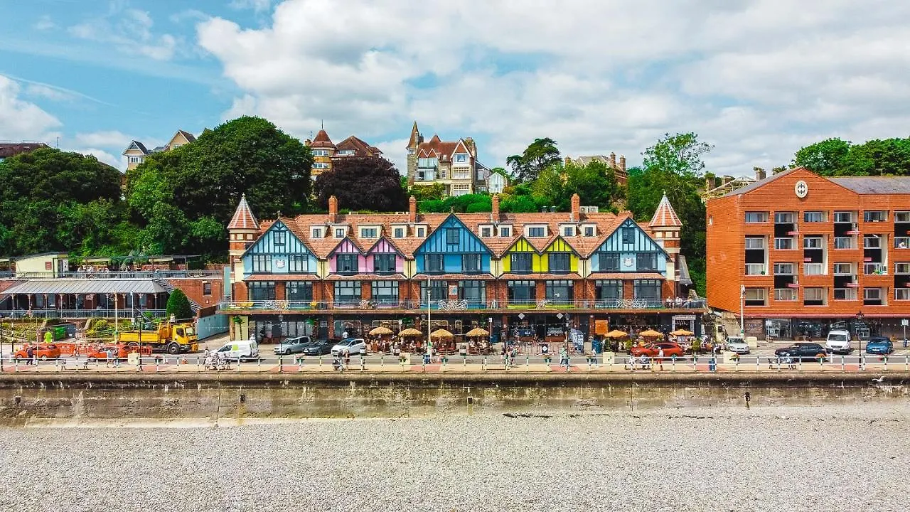 Beachcliff Rooms & Apartments Cardiff 0*,  United Kingdom